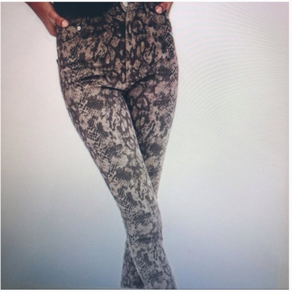 Zara NWT Snake Print Skinny Raw Hem Crop Jeans Black and White Sz 4